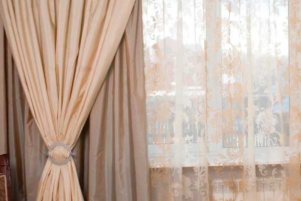 Дизайн штор в гостиную